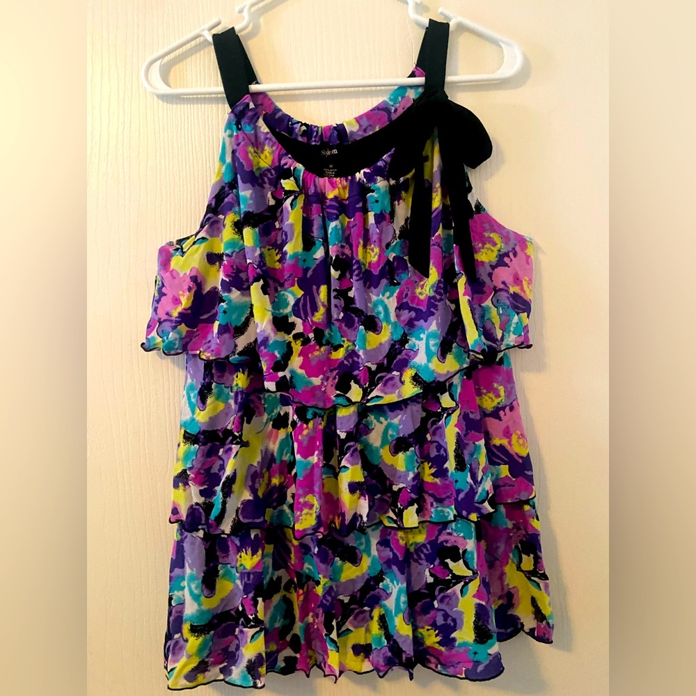 Women floral sleeveless top